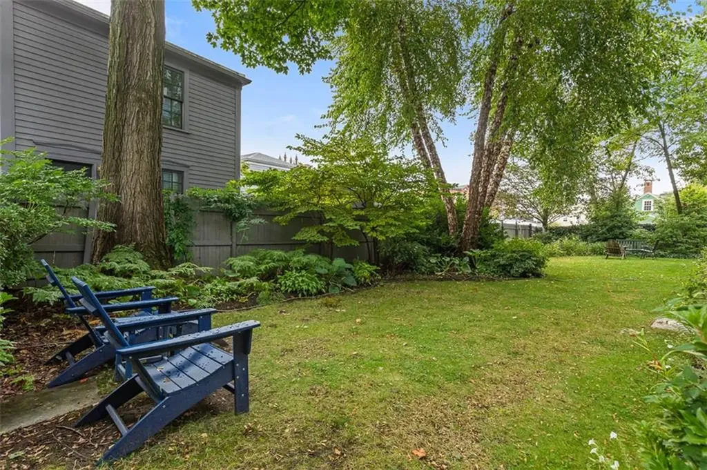 207 Williams Street Providence RI 02906