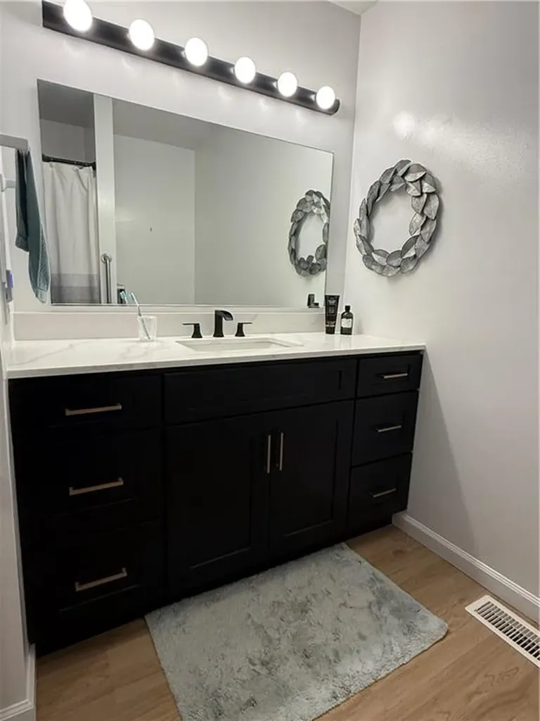 735 Willet Avenue East Providence RI 02915