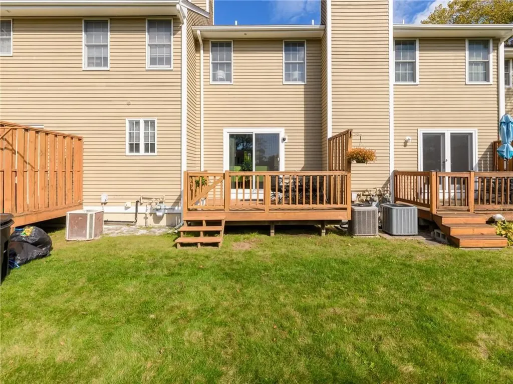 735 Willet Avenue East Providence RI 02915