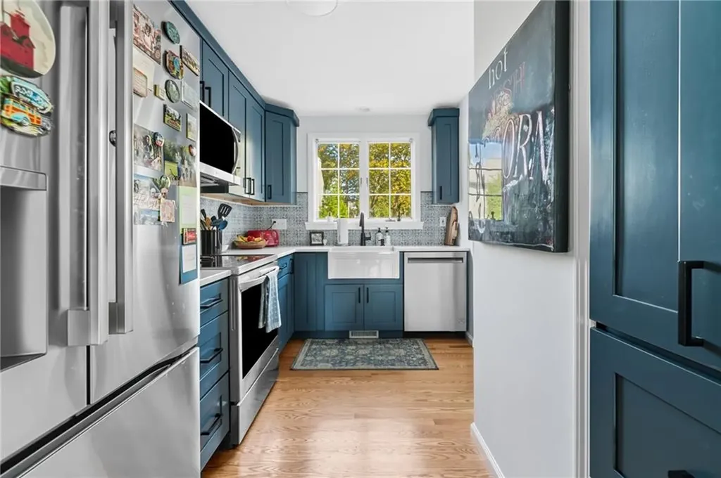 735 Willet Avenue East Providence RI 02915