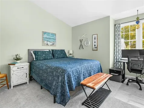 735 Willet Avenue East Providence RI 02915