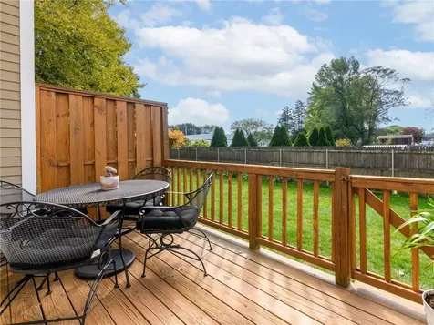 735 Willet Avenue East Providence RI 02915