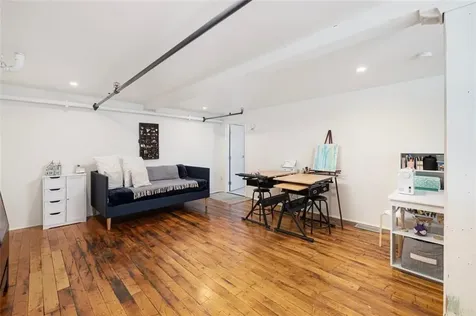 10 Exchange Court Pawtucket RI 02860