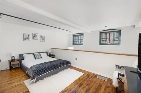 10 Exchange Court Pawtucket RI 02860