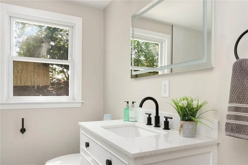 81 Redwood Drive Cranston RI 02920