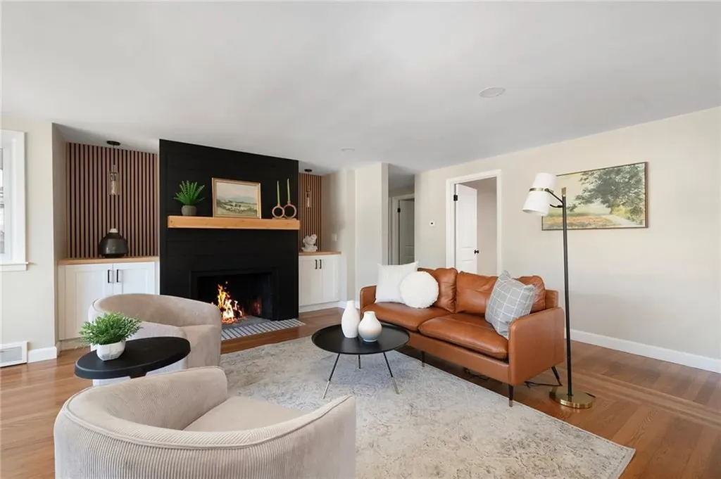 81 Redwood Drive Cranston RI 02920