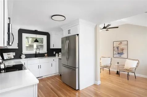 81 Redwood Drive Cranston RI 02920