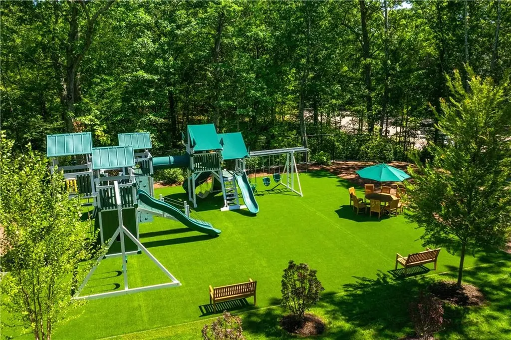 42 Thornton Way North Kingstown RI 02852