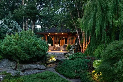 42 Thornton Way North Kingstown RI 02852