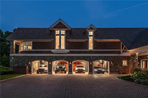 42 Thornton Way North Kingstown RI 02852