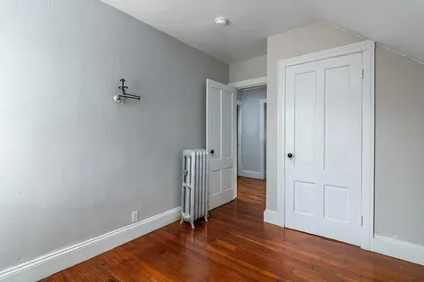 181 Summit Street East Providence RI 02914