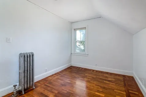 181 Summit Street East Providence RI 02914