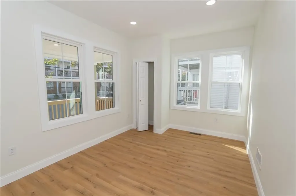 84 Pembroke Avenue Providence RI 02908