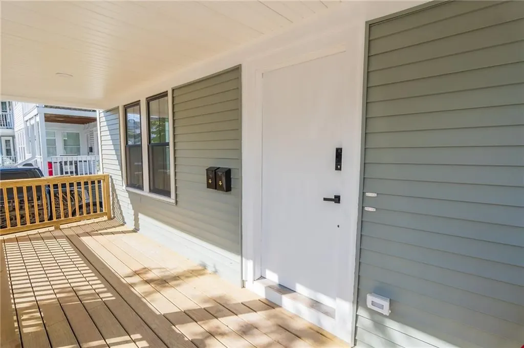 84 Pembroke Avenue Providence RI 02908