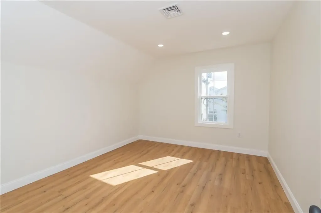 84 Pembroke Avenue Providence RI 02908