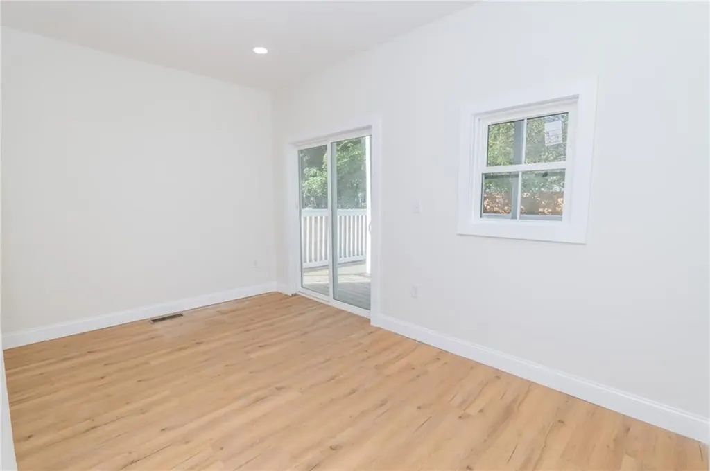 84 Pembroke Avenue Providence RI 02908