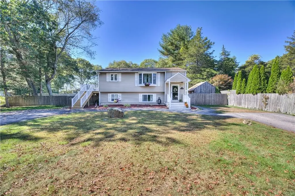 25 Cedar Grove Drive Exeter RI 02822