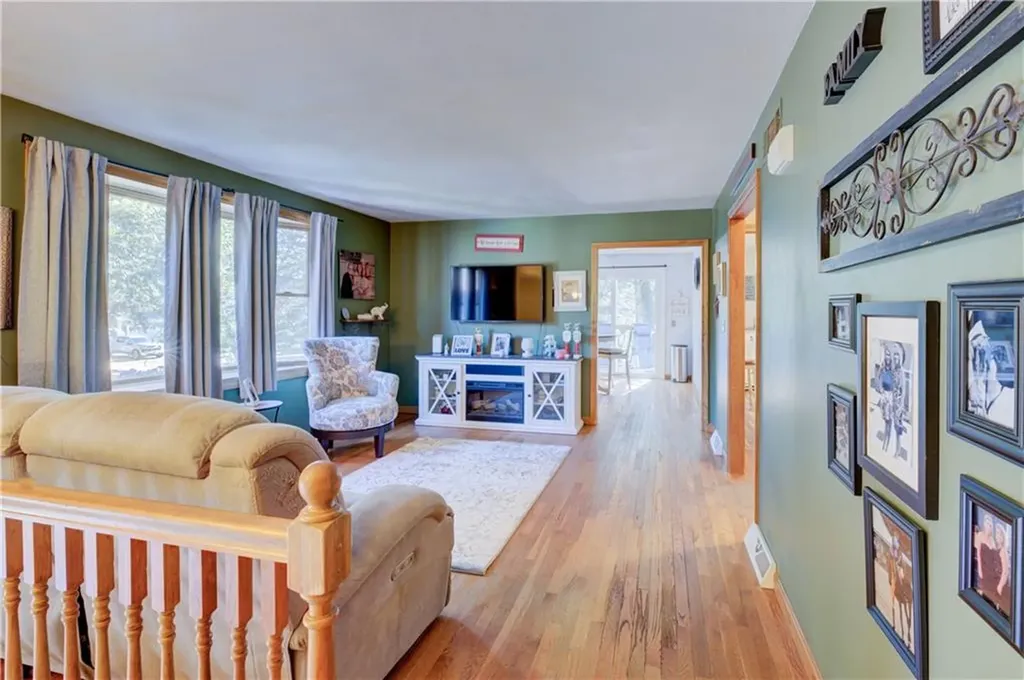 25 Cedar Grove Drive Exeter RI 02822