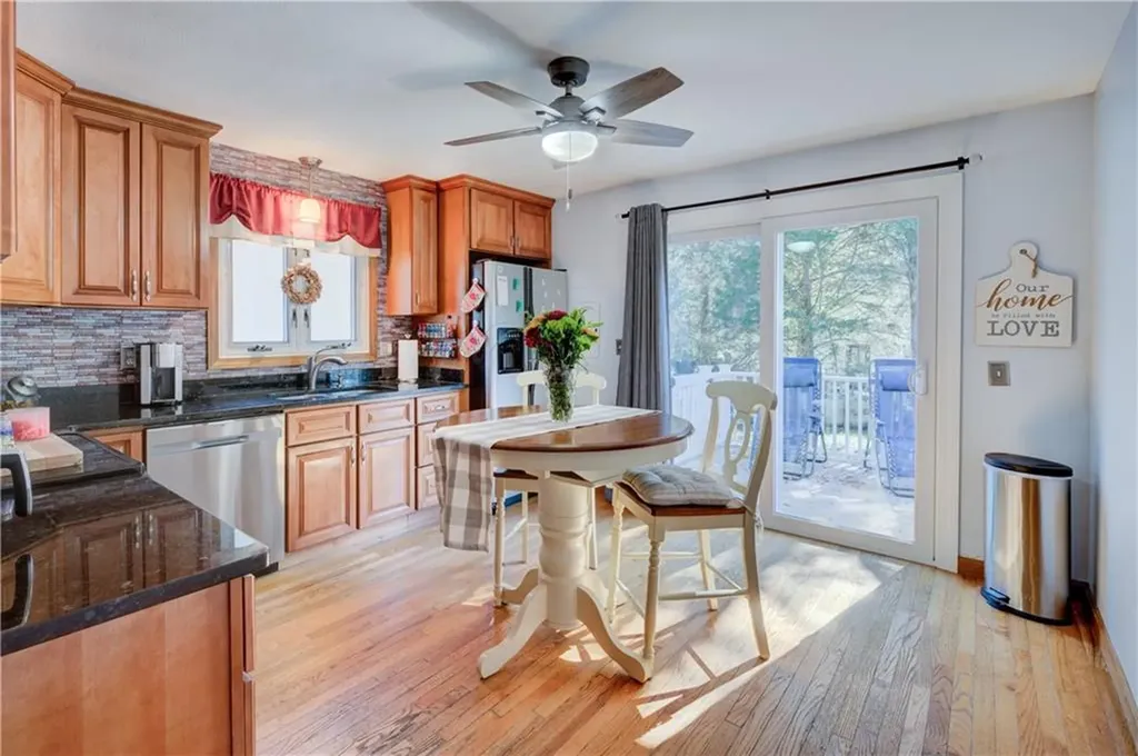 25 Cedar Grove Drive Exeter RI 02822