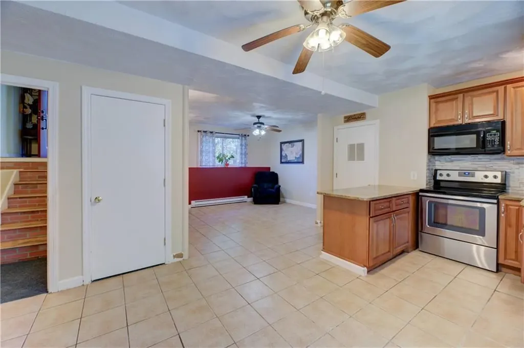 25 Cedar Grove Drive Exeter RI 02822