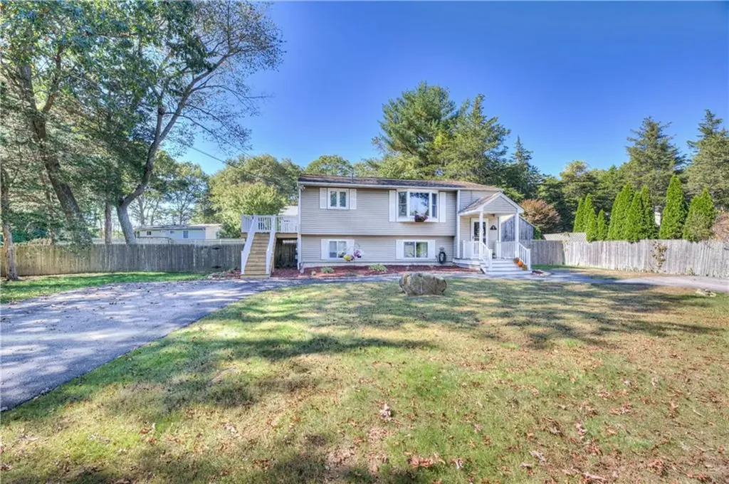 25 Cedar Grove Drive Exeter RI 02822