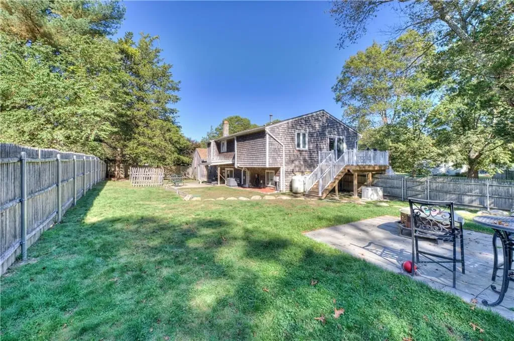 25 Cedar Grove Drive Exeter RI 02822