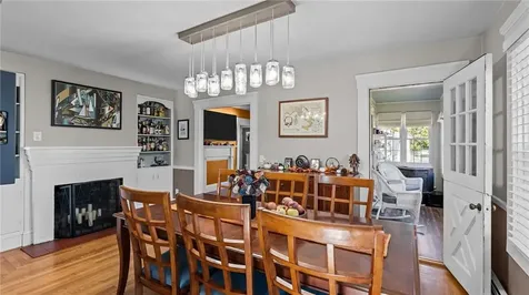 50 Charles Street Bristol RI 02809