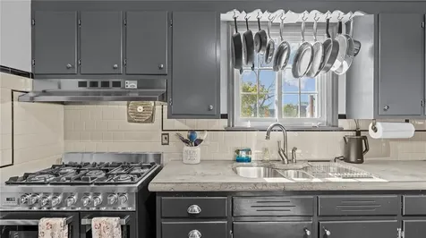 50 Charles Street Bristol RI 02809