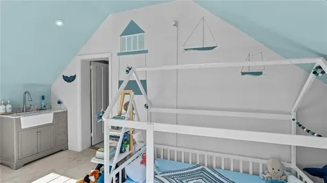 50 Charles Street Bristol RI 02809