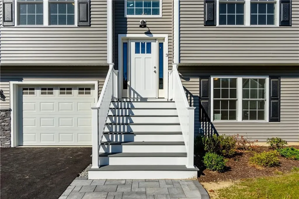 3 June Court West Warwick RI 02816