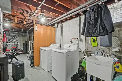 64 Ralph Street Providence RI 02909