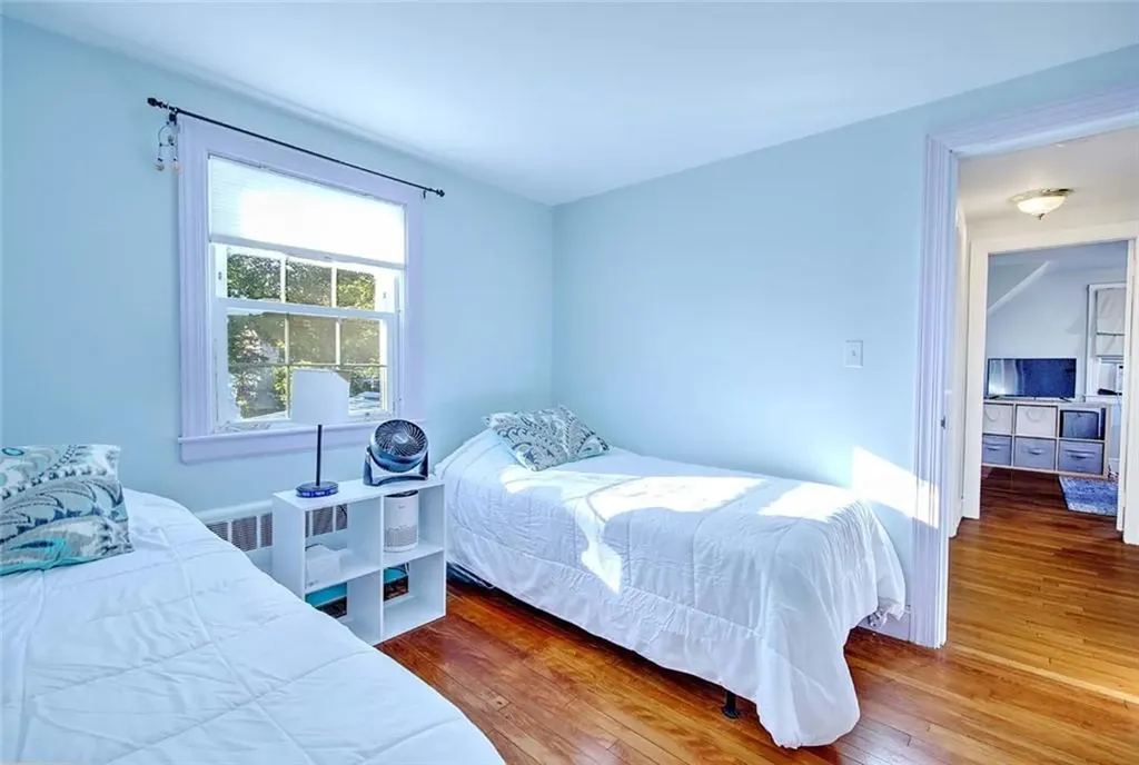 20 Townsend Street Barrington RI 02806