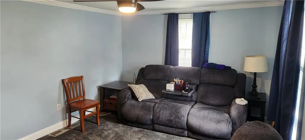 93 Easton Avenue Warwick RI 02888