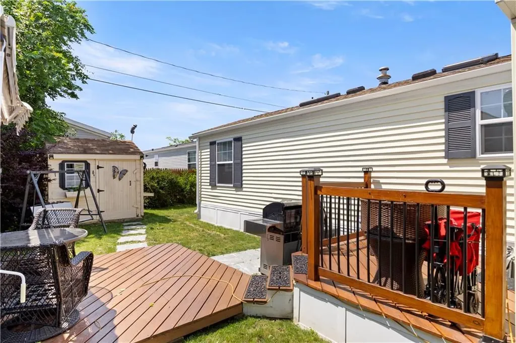 63 East Drive East Providence RI 02916