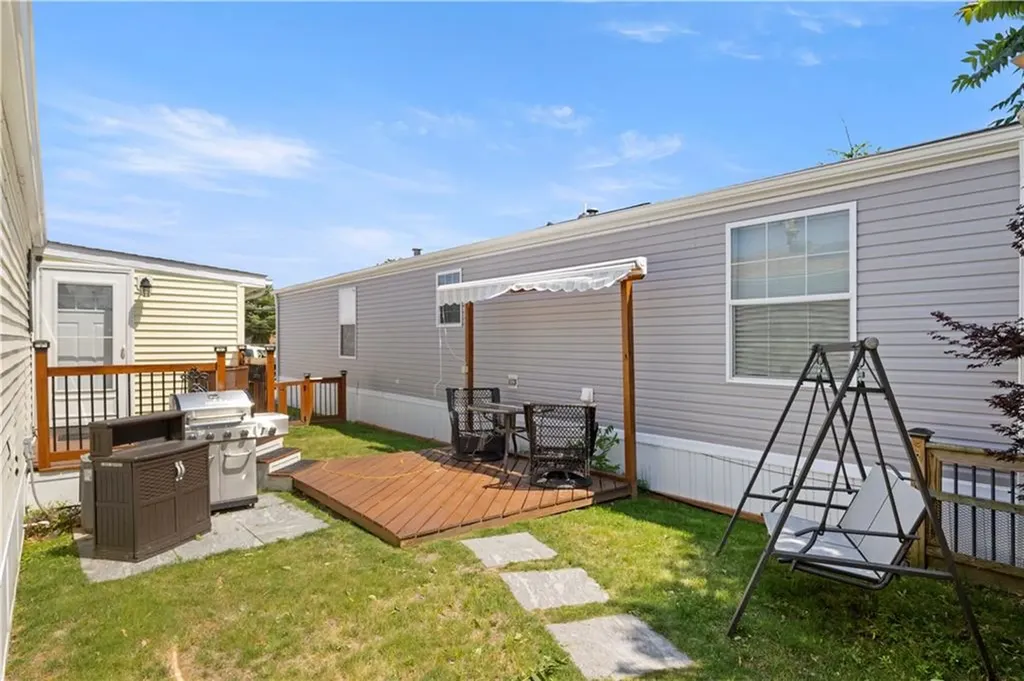 63 East Drive East Providence RI 02916