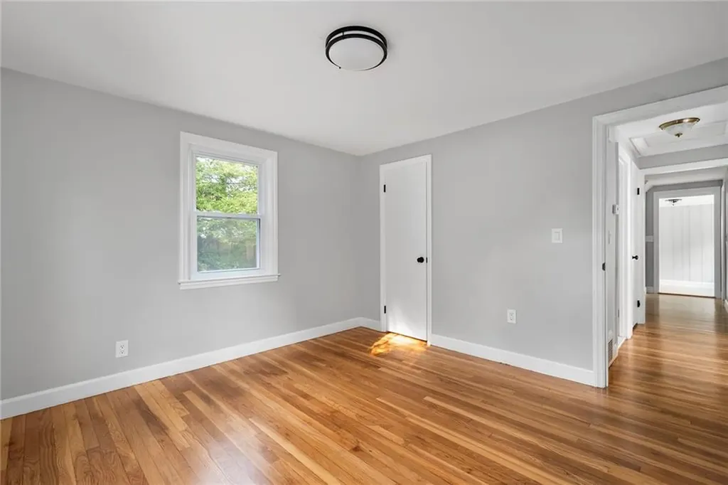 111 Missouri Drive Warwick RI 02886