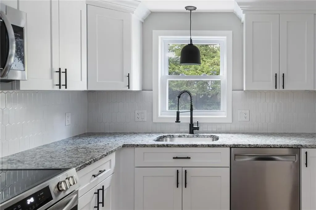 111 Missouri Drive Warwick RI 02886