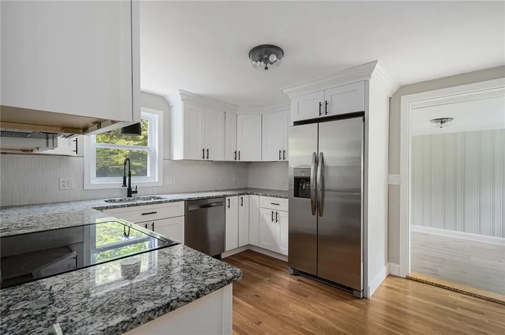 111 Missouri Drive Warwick RI 02886