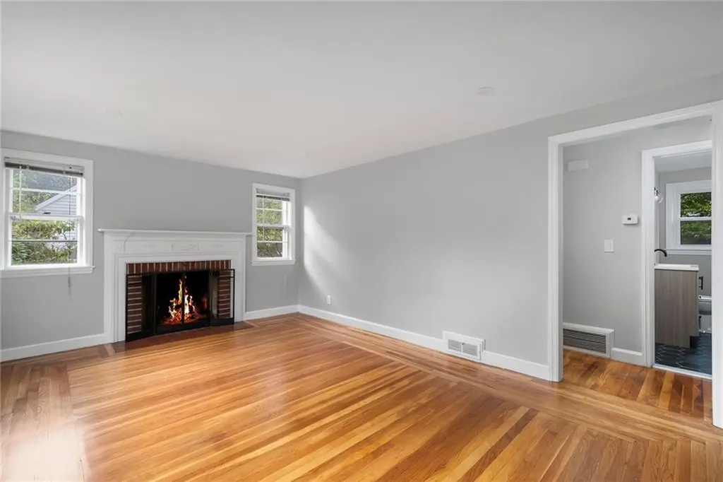 111 Missouri Drive Warwick RI 02886