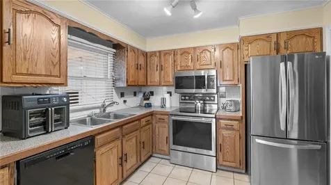 44 Elmcroft Avenue Providence RI 02908