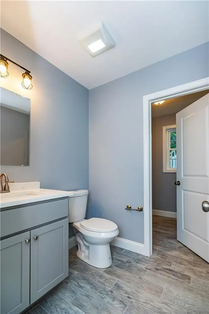 7 June Court West Warwick RI 02816