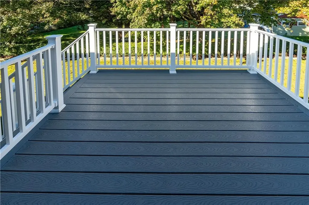 7 June Court West Warwick RI 02816