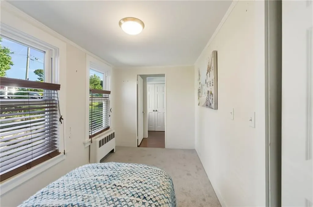 21 Summit Avenue Tiverton RI 02878