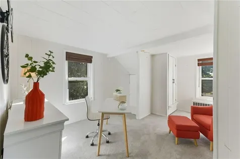 21 Summit Avenue Tiverton RI 02878