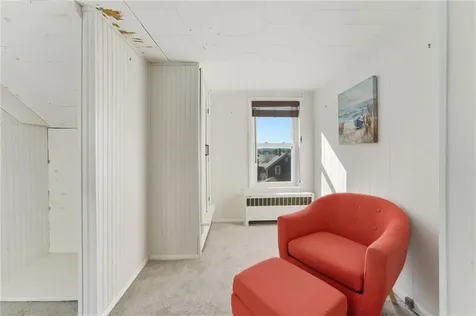 21 Summit Avenue Tiverton RI 02878