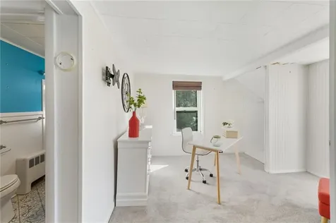 21 Summit Avenue Tiverton RI 02878