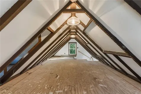 21 Summit Avenue Tiverton RI 02878