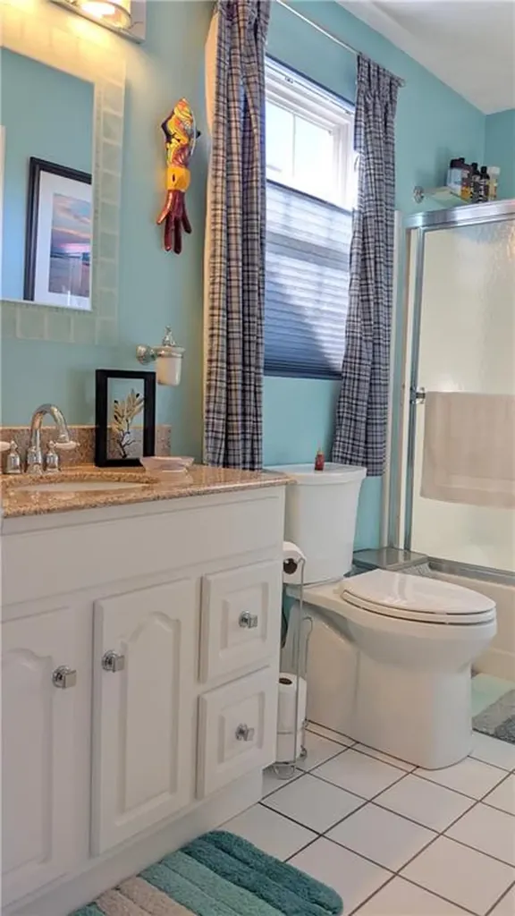 4 Spinnaker Drive East Providence RI 02915