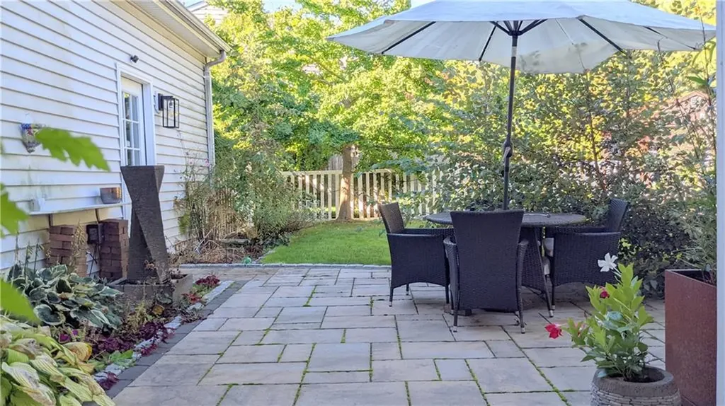 4 Spinnaker Drive East Providence RI 02915