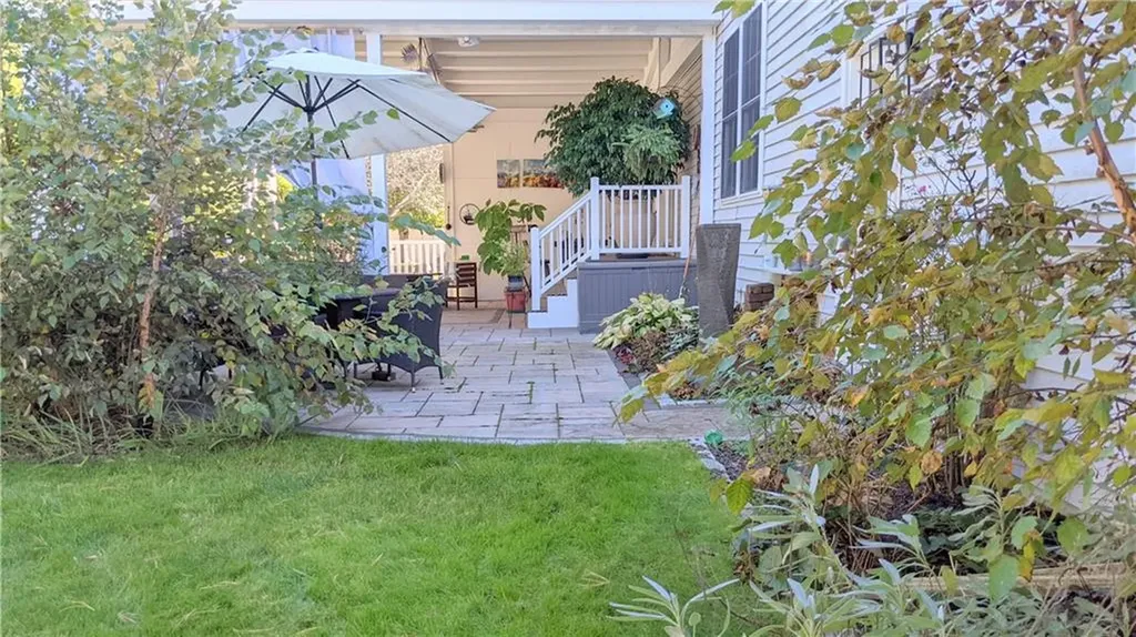 4 Spinnaker Drive East Providence RI 02915